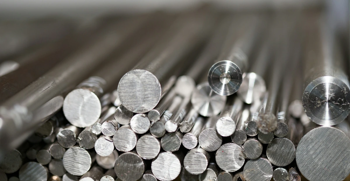 Metal round stock in assorted diameters