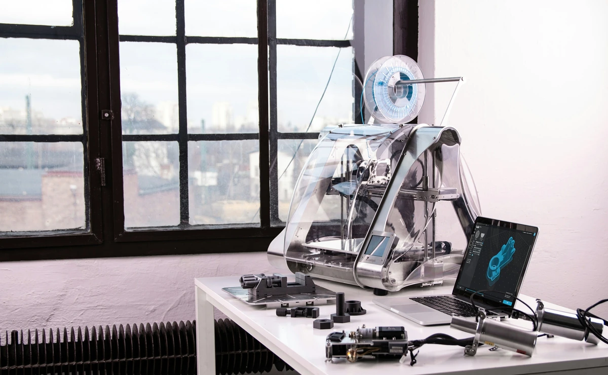 Desktop prototype printing equipment
